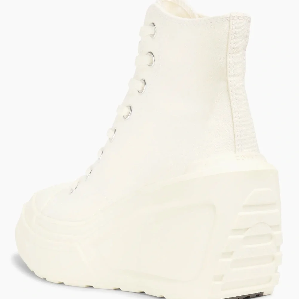 Converse Women's Form Chuck 70 De Luxe Wedge Sneakers - Picture 3 of 5